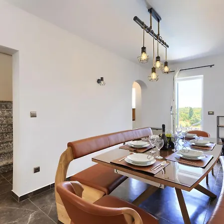 Nyaraló Enka By Interhome