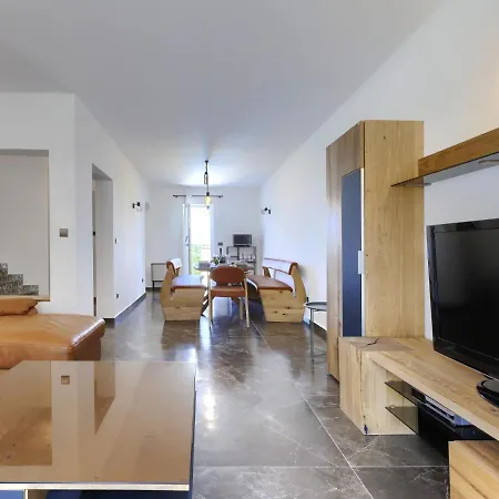 Semesterbostad Enka By Interhome