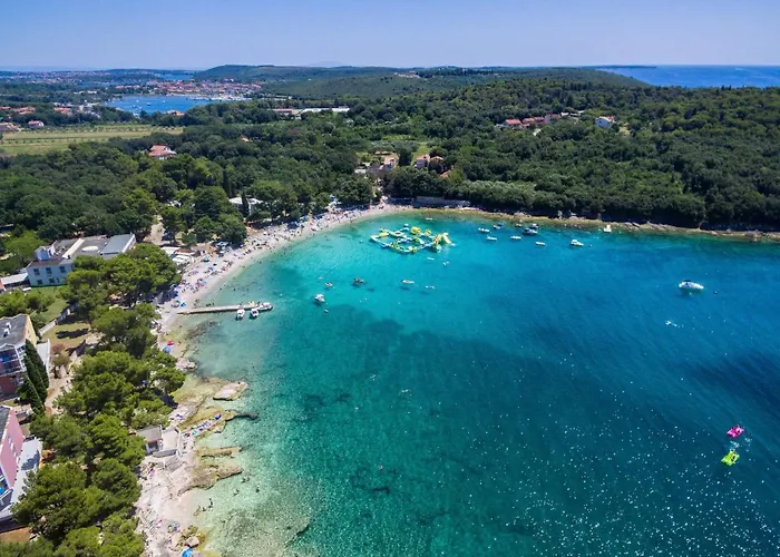 Сasa de vacaciones Enka By Interhome Pula